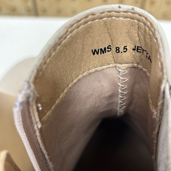 Dolce Vita Jetta Dune Heeled Ankle Boots - Picture 9 of 9